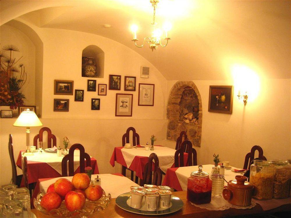 מלון וילנה Grybas House מסעדה תמונה